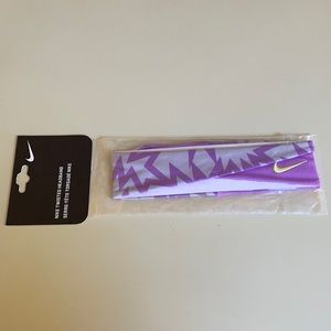 Nike twisted headband
